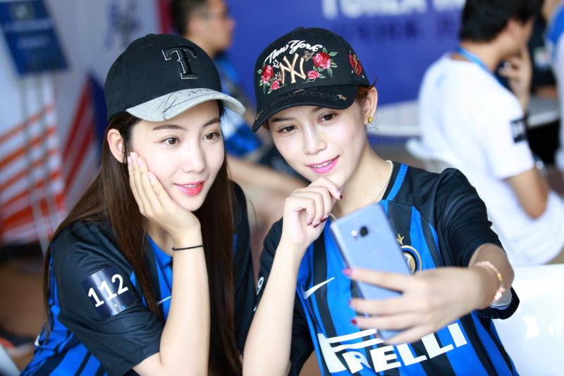 热门游戏大全-国乒回归首秀大放异彩，国米主场球迷高呼名字